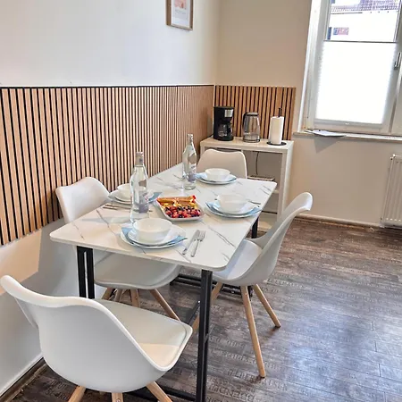 Gevelsberg, Attraktive Lage Fuer Geschaeftsleute, Monteure, 4 Zimmer, Wlan, Smarttv Appartamento Gevelsberg
