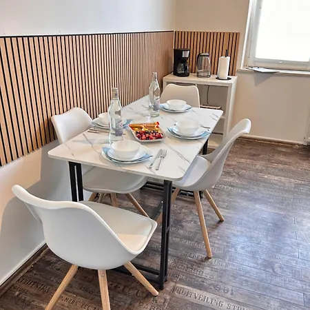 Gevelsberg, Attraktive Lage Fuer Geschaeftsleute, Monteure, 4 Zimmer, Wlan, Smarttv Appartamento *